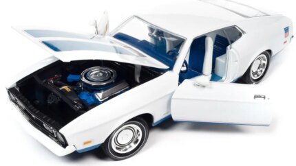 1972 Ford Mustang Sprint Diecast Model - American Muscle Series 1/18 by Auto World