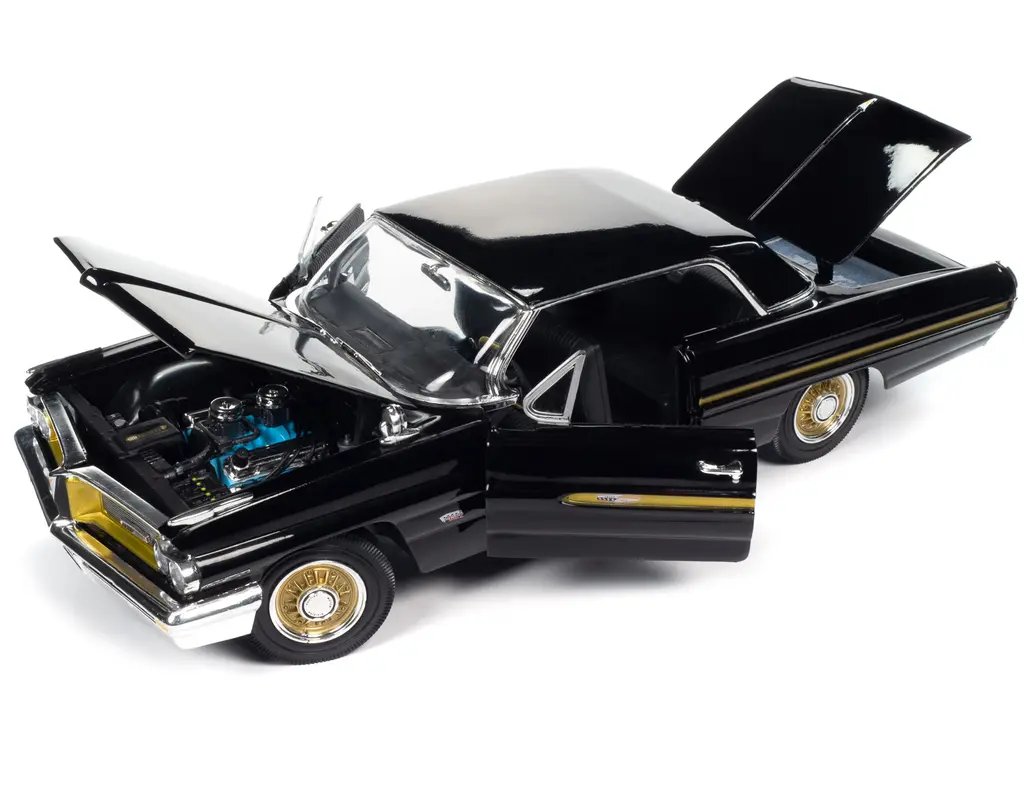 1962 Pontiac Grand Prix Fireball Roberts Edition 1/18 Diecast Model by Auto World – Starlight Black & Gold