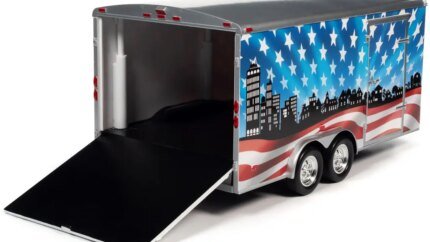 Auto World 1/18 Scale Patriotic Enclosed Car Trailer 'Brave and Bold' with Graphics
