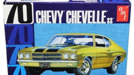 Build Your Dream: 1970 Chevrolet Chevelle SS 1/25 Scale Model Kit by AMT