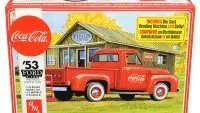 1953 Ford F-100 Coca-Cola Pickup Truck Model Kit with Vending Machine - 1/25 Scale by AMT