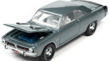 1971 Dodge Dart Swinger 340 Special Diecast Model - Limited Edition 1/64 by Auto World