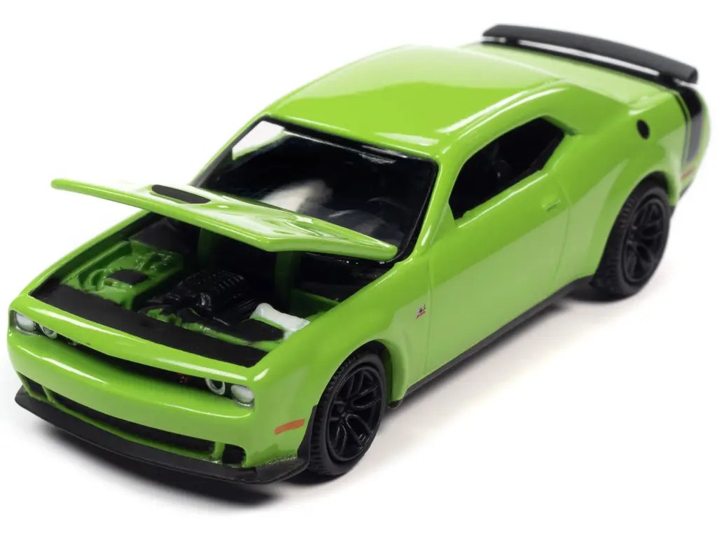 2019 Dodge Challenger R/T Scat Pack Sublime Green 1/64 Diecast Model – Limited Edition by Auto World