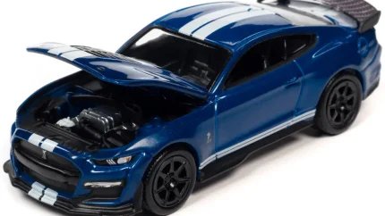 2021 Shelby GT500 Carbon Fiber Track Pack 1/64 Diecast Model - Velocity Blue Limited Edition by Auto World