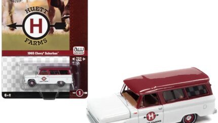 1965 Chevrolet Suburban Diecast Model - White & Red 'Huett Farms' by Auto World, 1/64 Scale