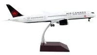 GeminiJets 1/200 Diecast Model: Air Canada Boeing 787-9 White with Black Tail