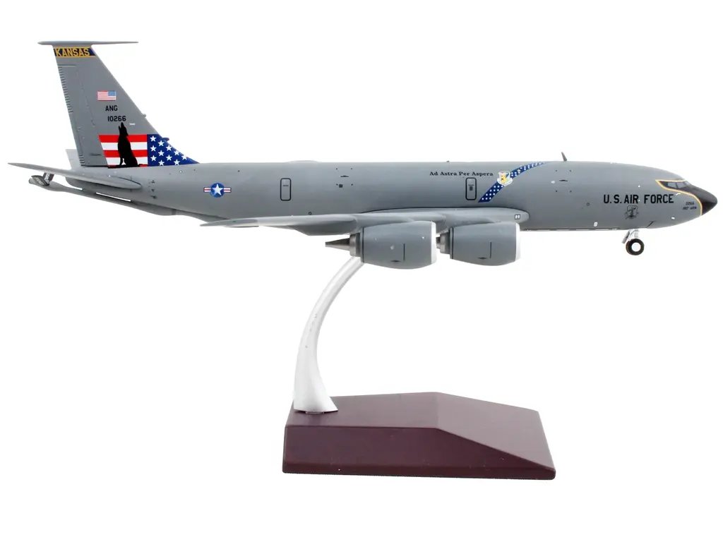 Gemini 200 Boeing KC-135 Stratotanker Diecast Model – Kansas Air National Guard USAF