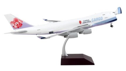GeminiJets 1/200 Diecast Boeing 747-400F China Airlines Cargo Model - Interactive Series
