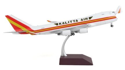 Gemini 200 Boeing 747-400F Kalitta Air Diecast Model 1/200 - Interactive Collectible