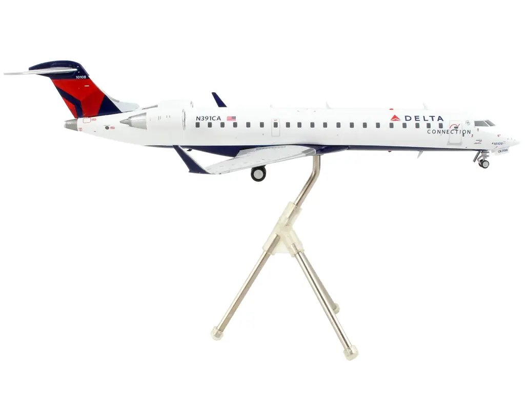 Gemini 200 Delta Connection CRJ700 Diecast Model Airplane 1/200 by GeminiJets