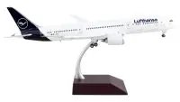 Boeing 787-9 Lufthansa Diecast Model Airplane 1/200 by GeminiJets - Gemini 200 Series