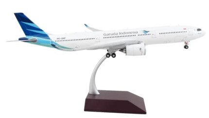 GeminiJets 1/200 Diecast Model: Airbus A330-900 Garuda Indonesia - White with Blue Tail