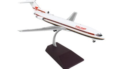 Gemini 200 Boeing 727-200 Trump Shuttle Diecast Model - 1/200 Scale