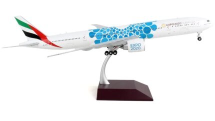 GeminiJets 1/200 Diecast Model: Emirates Boeing 777-300ER Dubai Expo 2020