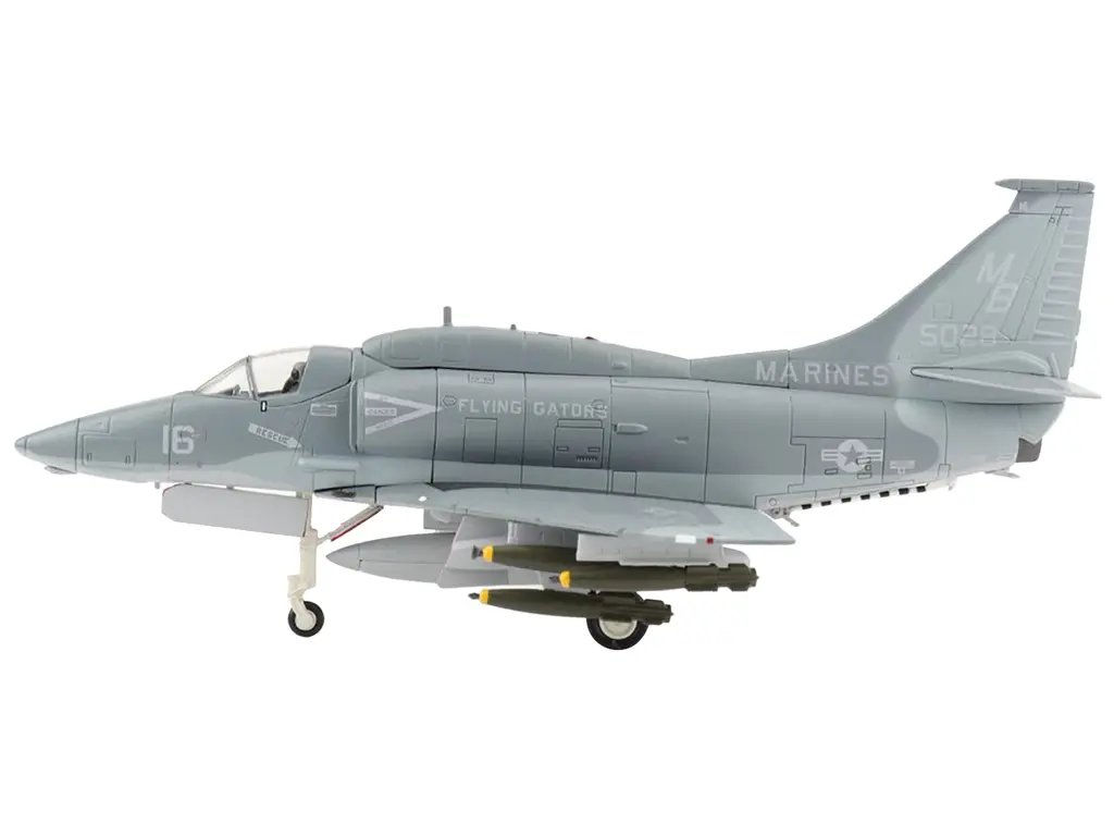 Douglas A-4F Skyhawk VMA-142 ‘Flying Gators’ 1984 Diecast Model 1/72 by Hobby Master