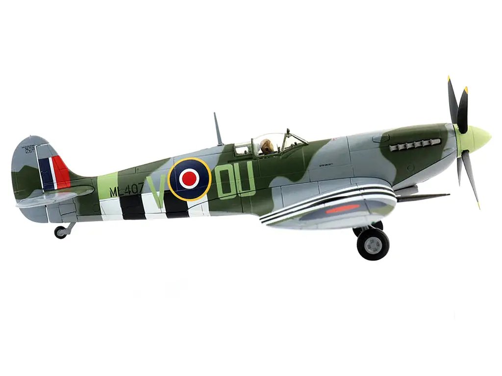 Supermarine Spitfire Mk.Ixe 1/48 Diecast Model - F/O Johnnie Houlton 485 Squadron by Hobby Master 2 Supermarine Spitfire Mk.Ixe 1/48 Diecast Model - F/O Johnnie Houlton 485 Squadron by Hobby Master - Image 2