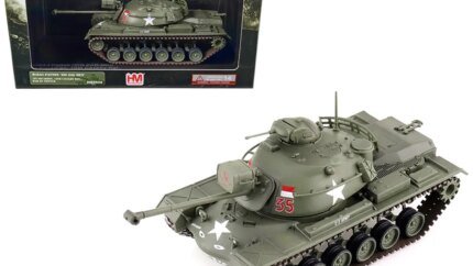 1/72 Scale M48A3 Patton Tank Model - Vietnam War Zig Zag Men by Hobby Master
