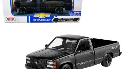 1992 Chevrolet 454 SS Pickup Truck Matt Black 1/24 Diecast Model by Motormax