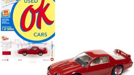 1991 Chevrolet Camaro Z28 1LE Bright Red 1/64 Diecast Model - Limited Edition Johnny Lightning