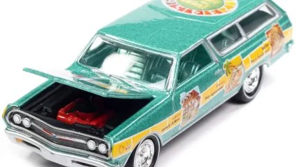 1965 Chevrolet Station Wagon Turquoise Metallic Diecast - Johnny Lightning Pop Culture 2022