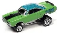 2023 Johnny Lightning 1/64 Diecast: 1970 Plymouth Road Runner HEMI & 1969 Dodge Charger R/T 'Zingers!' 2-Pack