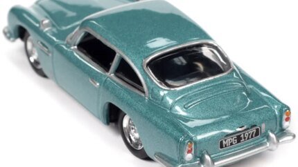 Limited Edition 1966 Aston Martin DB5 RHD Caribbean Pearl Blue 1/64 Diecast by Johnny Lightning