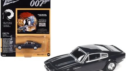 1987 Aston Martin V8 RHD Diecast - James Bond 007 The Living Daylights Collectible by Johnny Lightning