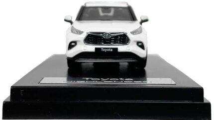 Toyota Highlander White Metallic 1/64 Diecast Model Car with Sunroof by LCD Models