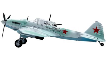 1/72 Diecast Ilyushin IL-2M3 Sturmovik Model - Soviet Air Force White Camouflage