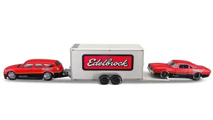 Collectible 1/64 Diecast 2006 Dodge Magnum & 1969 Charger R/T with Trailer by Maisto