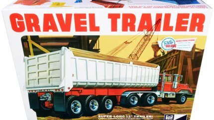 Build Your Own 1/25 Scale Gravel Trailer: Skill 3 Model Kit by MPC