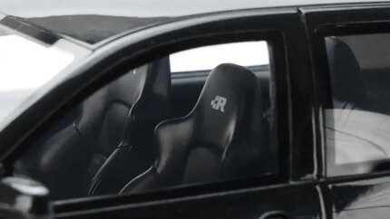 Limited Edition 1/18 2003 Volkswagen Golf IV R32 Black Magic Nacre Model by Otto Mobile