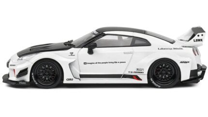 2020 Nissan GTR R35 LBWK RHD White Diecast Model 1/43 by Solido