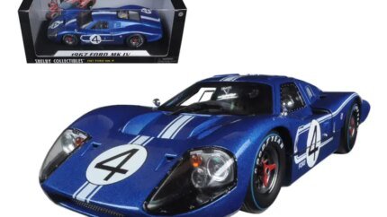 Ford GT MK IV #4 Blue Le Mans 1967 1/18 Diecast Model by Shelby Collectibles