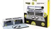 Mooneyes Garage Diorama for 1/64 Scale Models by Tarmac Works: Ultimate Display for Collectors