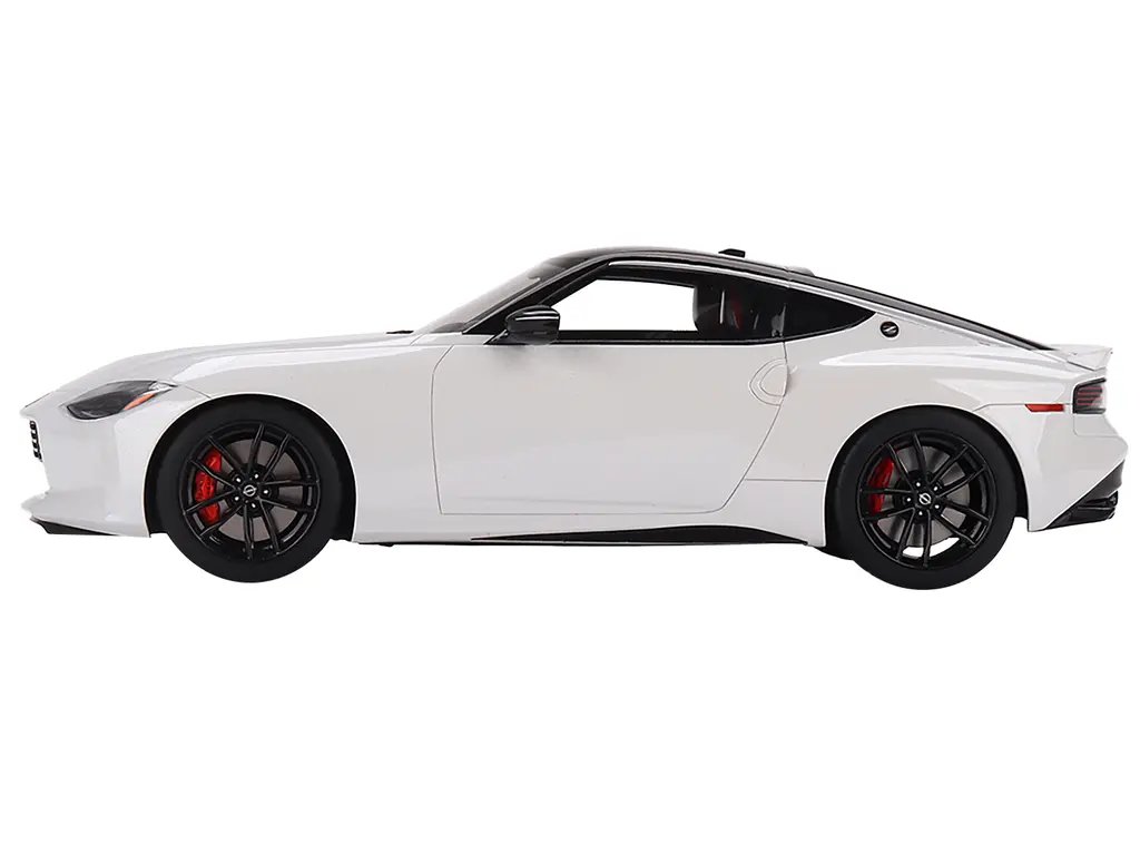 2023 Nissan Z Performance Everest White 1/18 Model Car by Top Speed – Collectible Black Top Edition