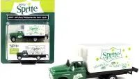 1957 Chevrolet Sprite Refrigerated Box Truck 1/87 Scale Model - Classic Metal Works