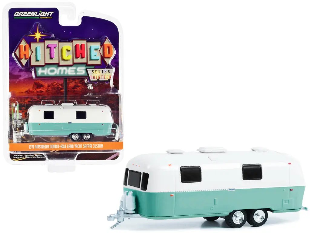 1971 Airstream Land Yacht Safari Diecast Model 1/64 by Greenlight – Hitched Homes Series 13