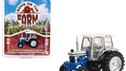 1989 Ford 7610 Silver Jubilee Tractor 1/64 Diecast Model - Greenlight's Down on the Farm Series 7