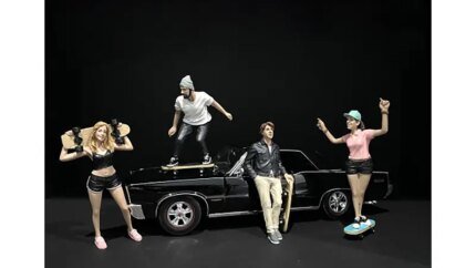 American Diorama 1/18 Scale Skateboarders Figurines Set - 4 Piece Collectible Model
